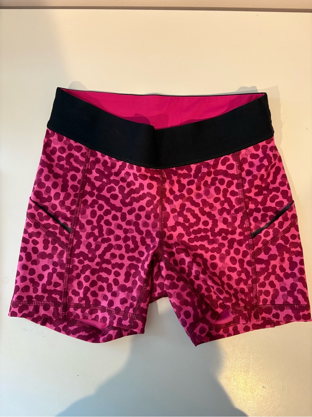 Lululemon Womens Pink polka dot Print Biker Shorts with Black Waistband 2
